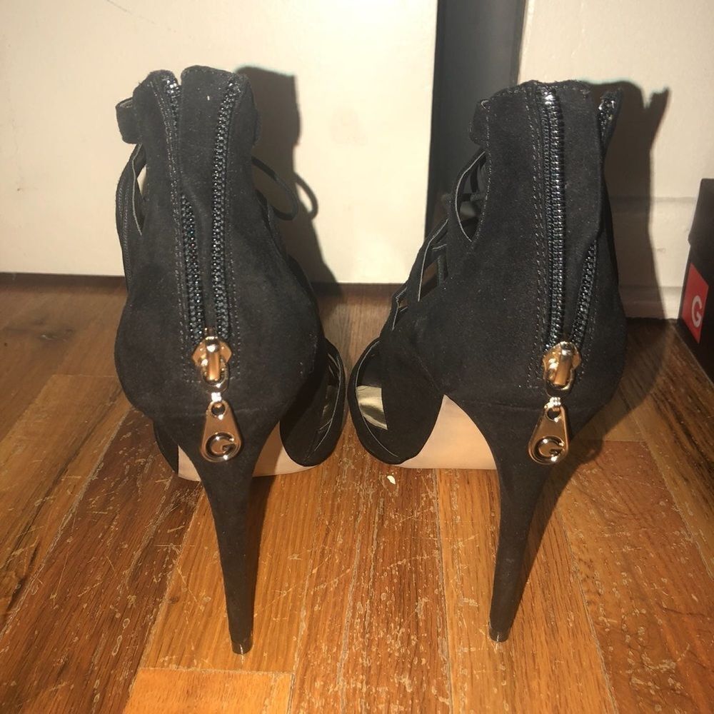 GUESS Gladiator Heels, Size 7 - Picture 7 of 9